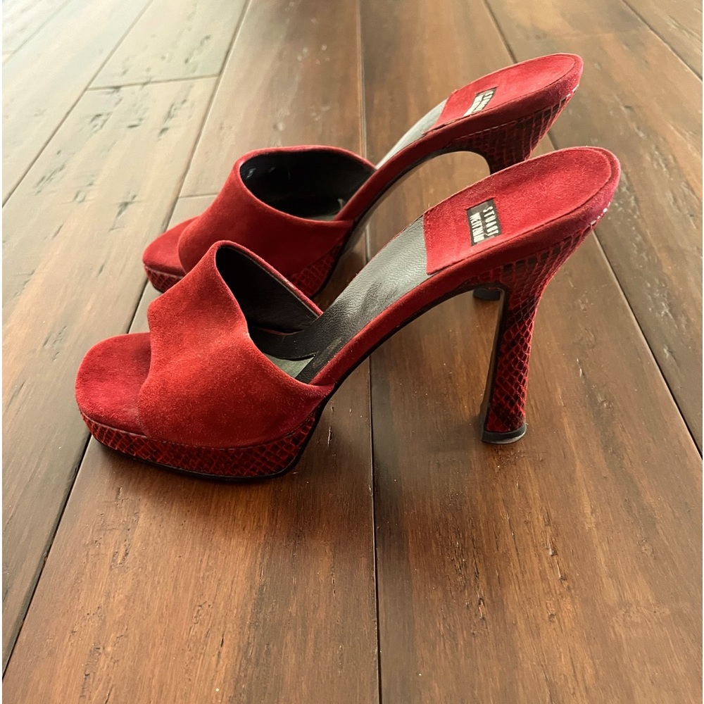 Stuart Weitzman pumps